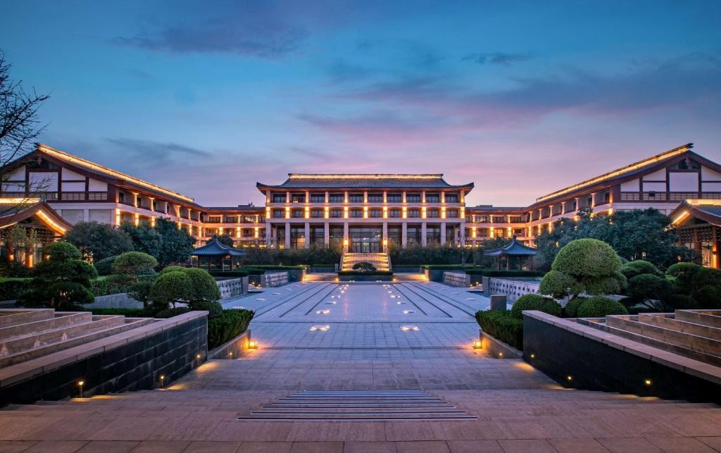 ANGSANA XIAN LINTONG