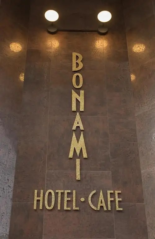 БОНАМИ ОТЕЛЬ
