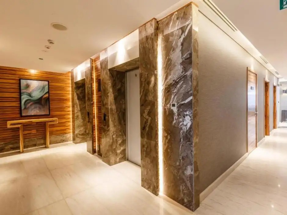 S19 HOTEL AL JADDAF
