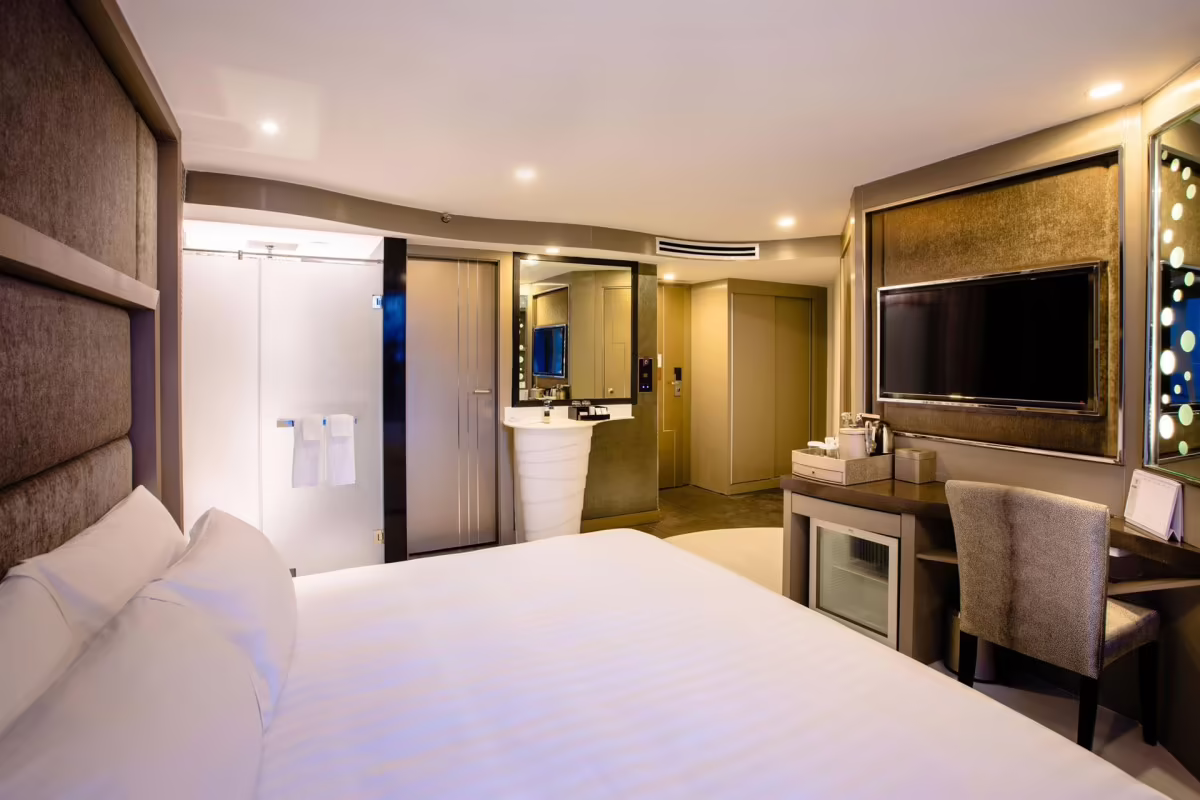 AZURE HOTEL PATTAYA (EX. CENTARA AZURE HOTEL PATTAYA)