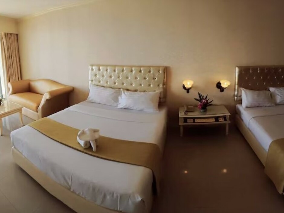 ADRIATIC PALACE