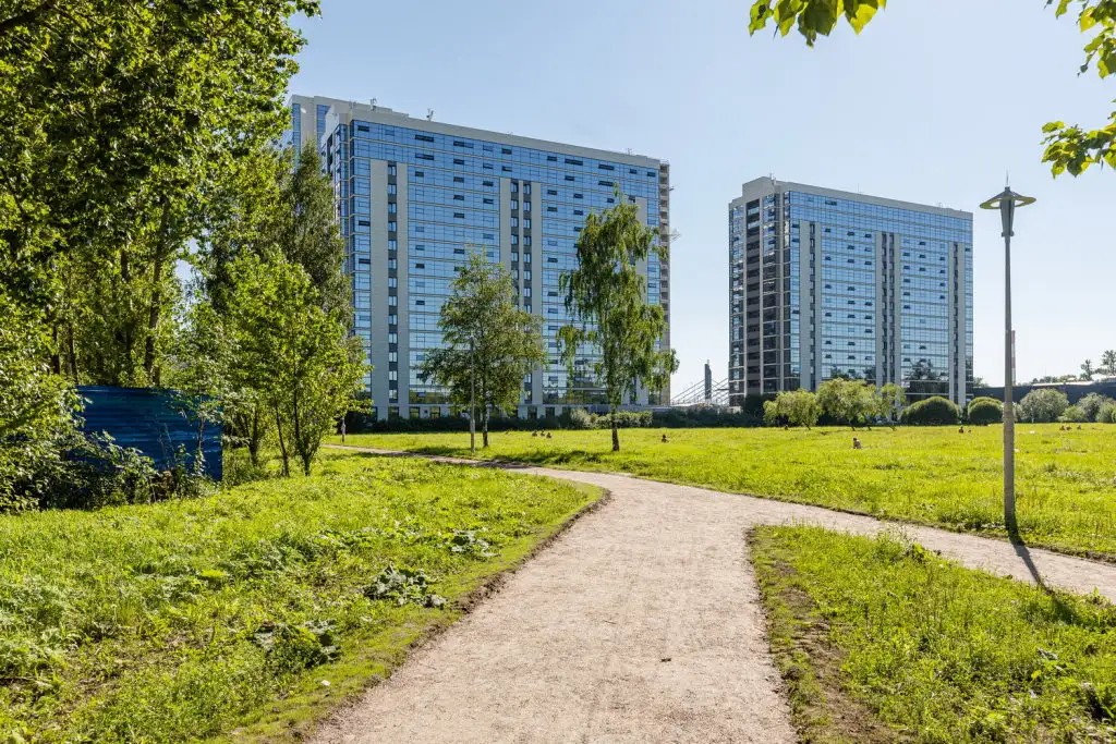 NEXT TO PULKOVO PARK