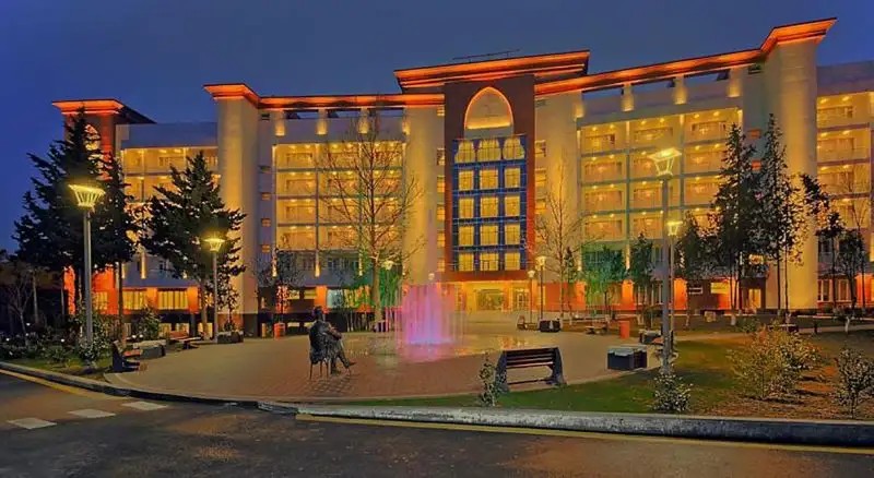 CHINAR HOTEL & SPA NAFTALAN