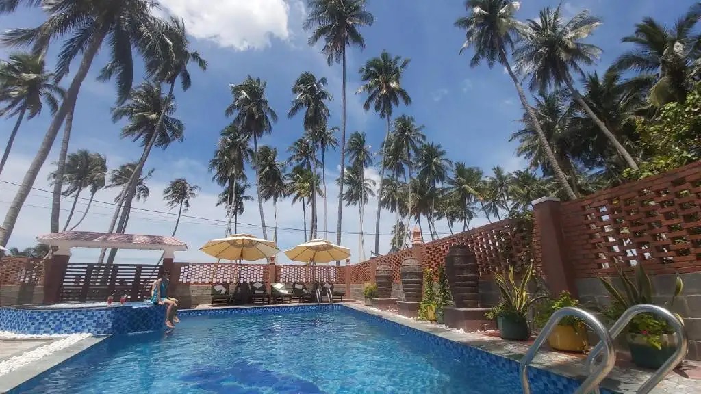 LOTUS GARDEN RESORT