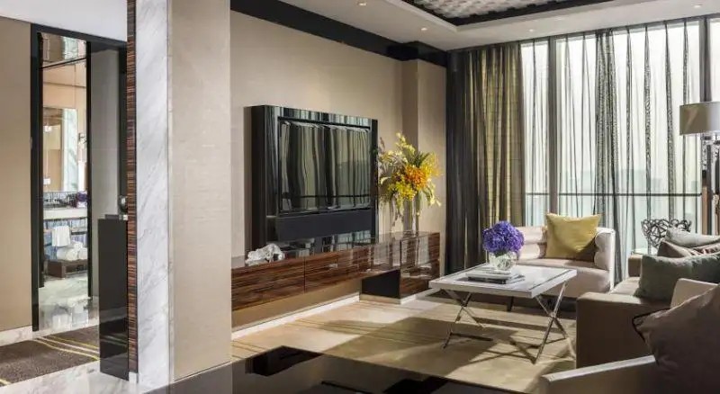 REGENT SHANGHAI PUDONG (EX. FOUR SEASONS SHANGHAI PUDONG)