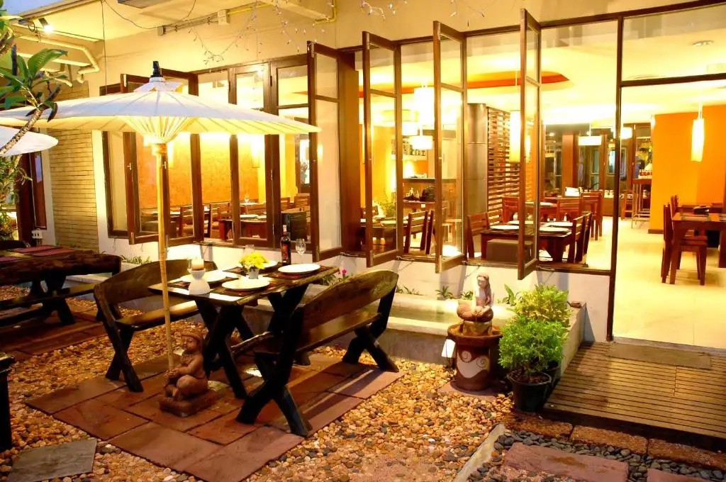 THE JOMTIEN TWELVE
