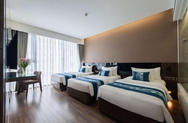 suite triple balcony