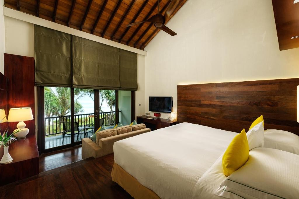 THE FORTRESS RESORT & SPA