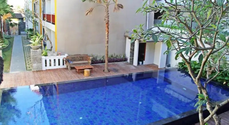 TRANSERA KAMINI LEGIAN