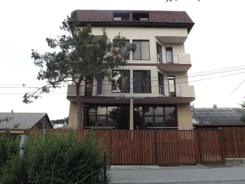КАРОЛИНА