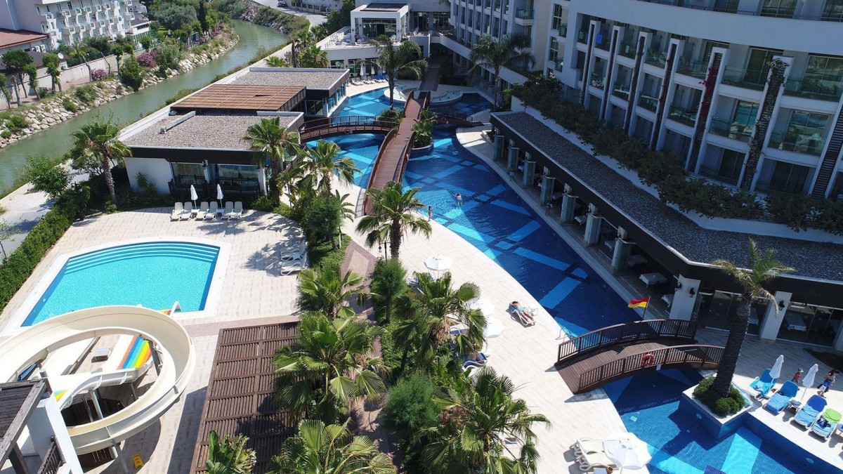 SUNIS EVREN BEACH RESORT & SPA