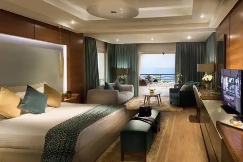 GRAND ROTANA VILLAS