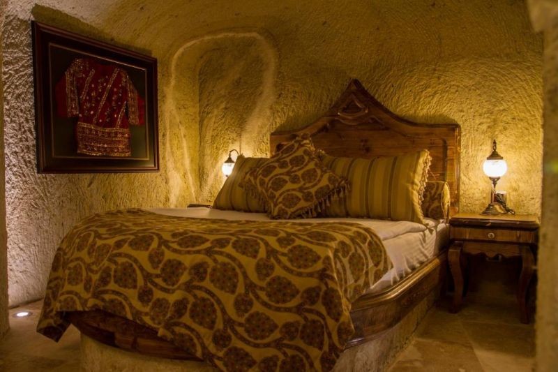 majestic cave suites
