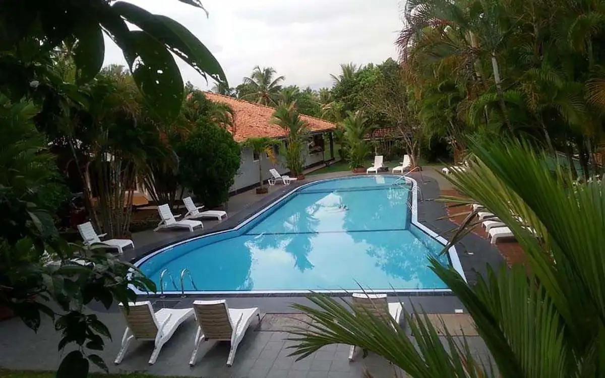 BOUGAIN VILLA GUEST