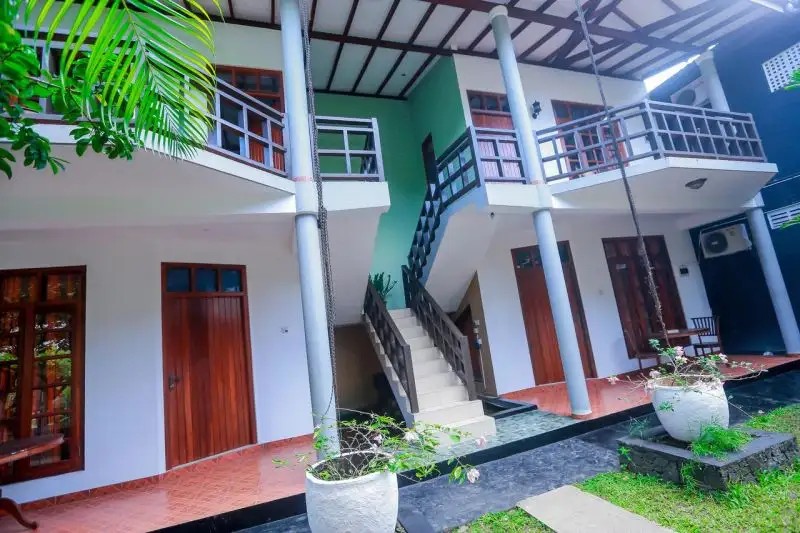 ELITE UNAWATUNA HOTEL