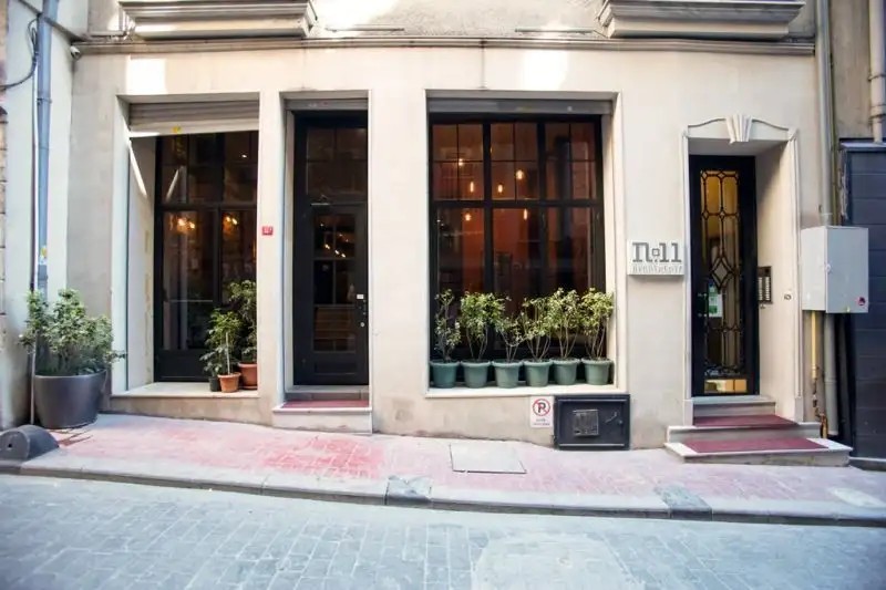 NO11 HOTEL & APARTMENTS