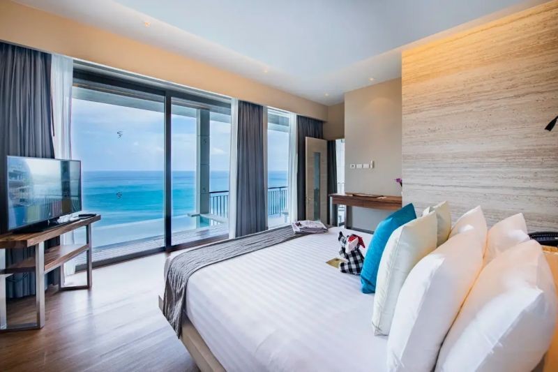 sea view executive pool