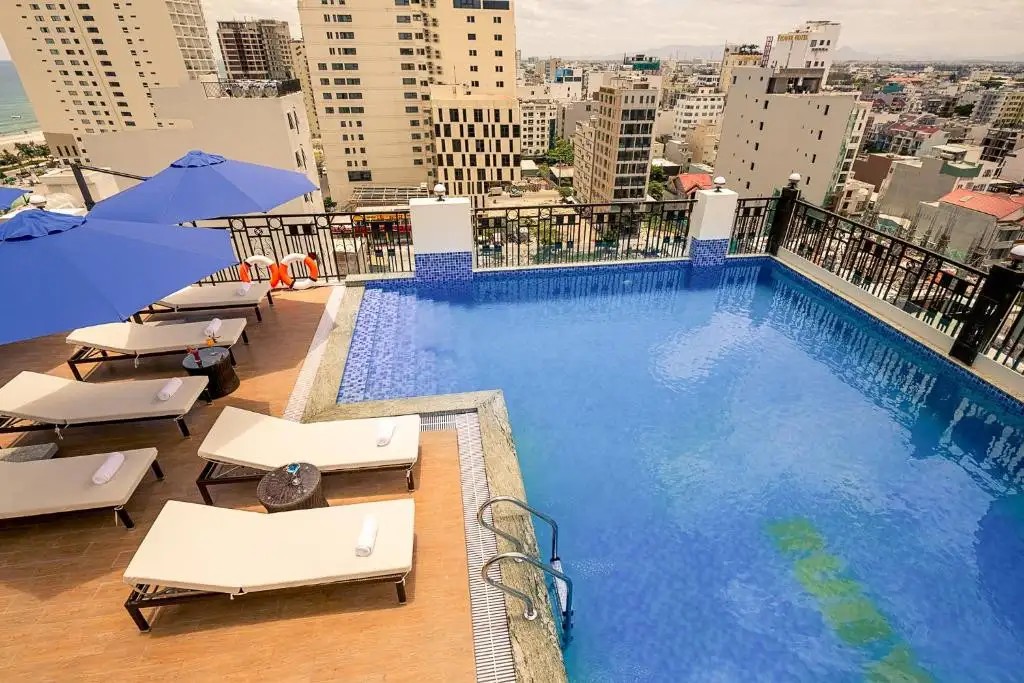 MENORA GRAND HOTEL