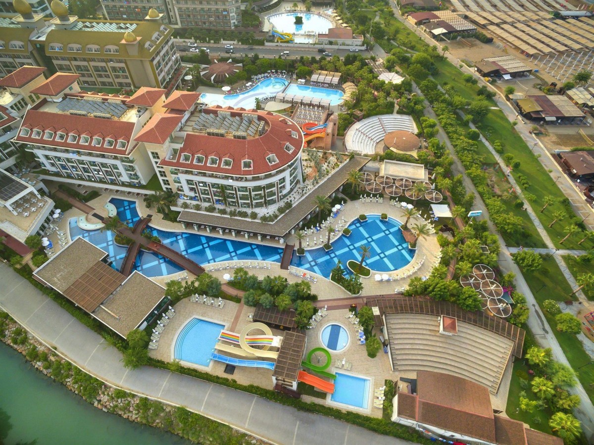 SUNIS EVREN BEACH RESORT & SPA