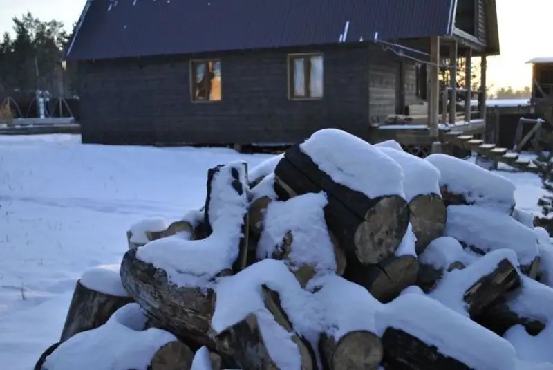 FAMILY HOUSE