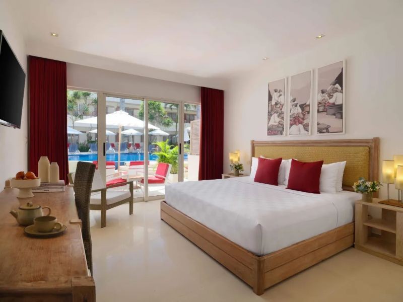 deluxe ground floor