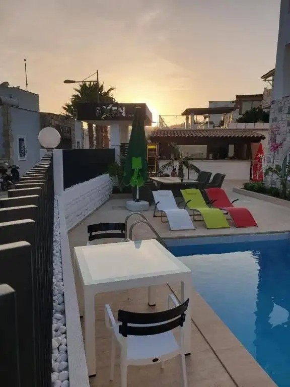 EXEN BY WEEKEND OTEL