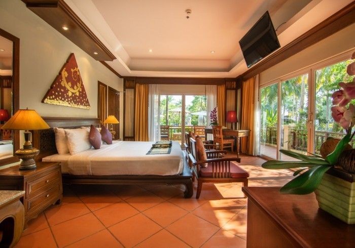 pool access beach junior suite