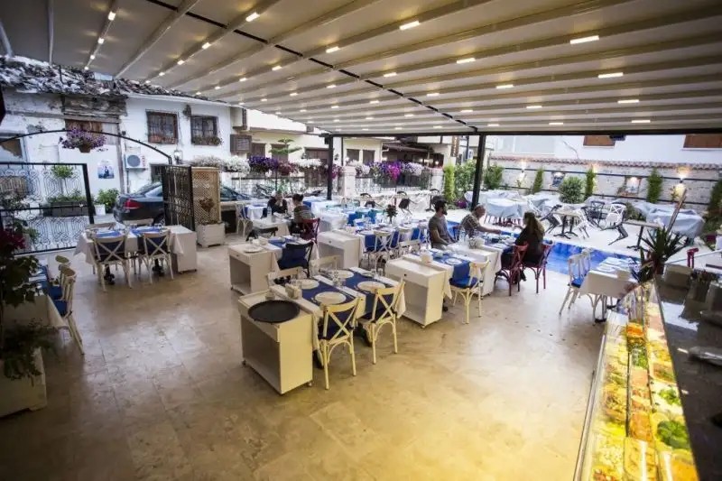 KERVAN HOTEL