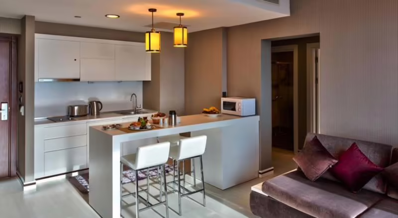 OZAY SUITES