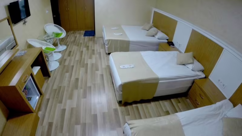 LAL HOTEL