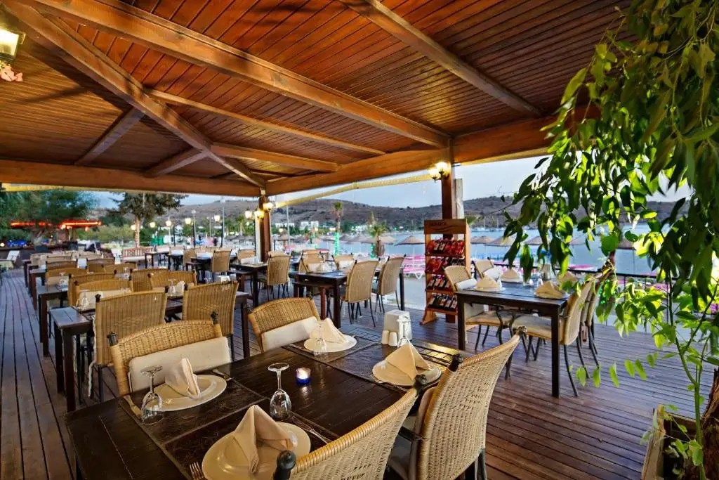 LADONIA HOTELS DEL MARE