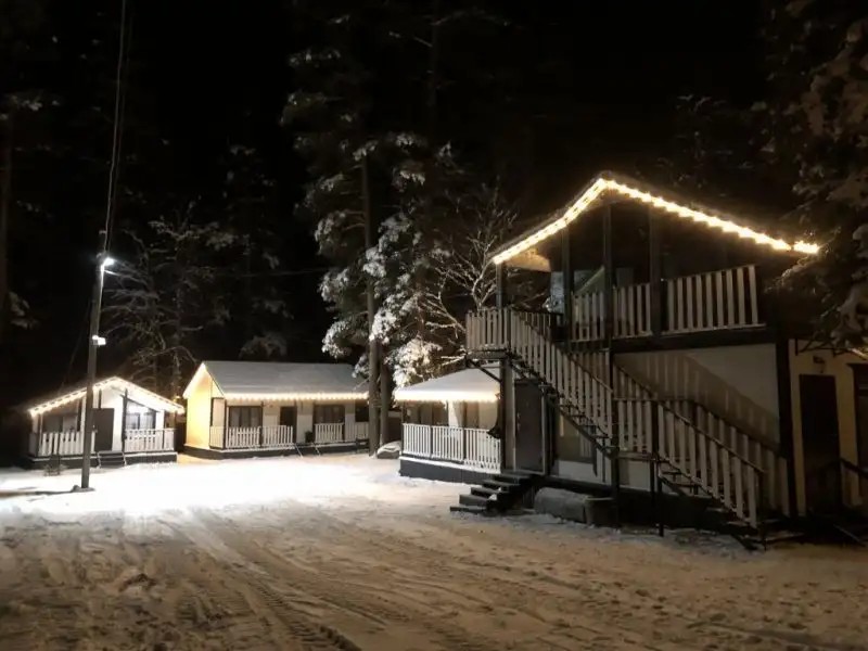 WHITE VILLAGE