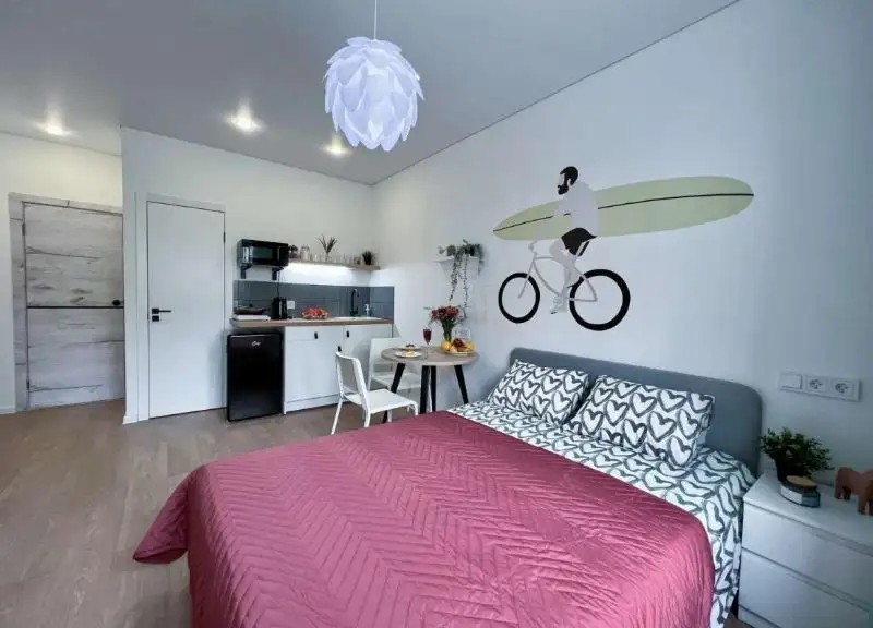 SURFROOMS (СЕРФРУМС)