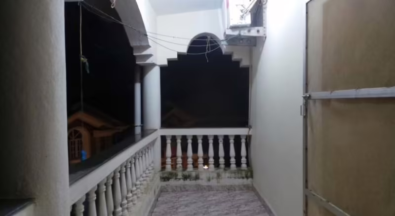 RONS GUEST HOUSE