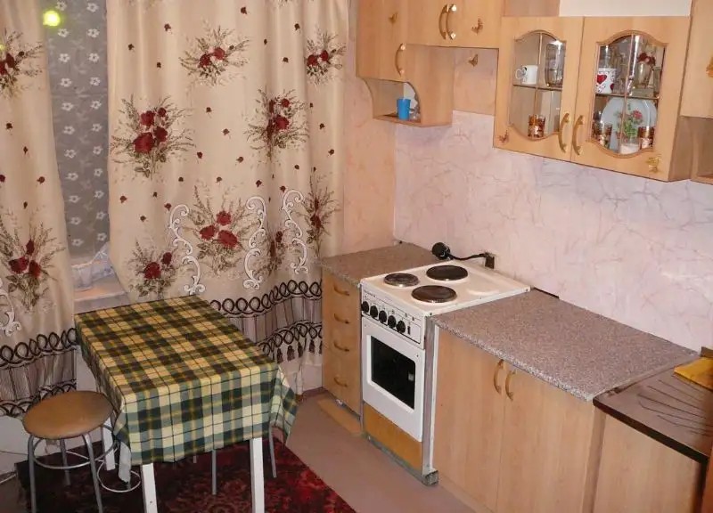 ДОМАШНЯЯ НА МЕЛЬНИЧНОЙ 24