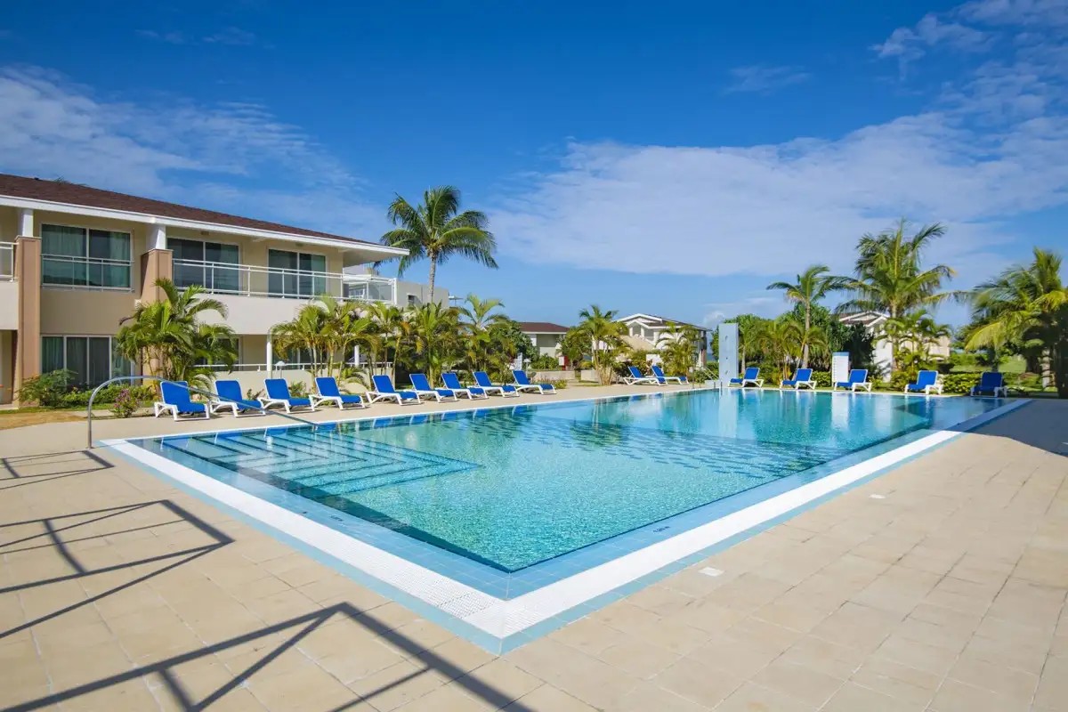 PLAYA VISTA AZUL (EX. OCEAN VISTA AZUL)