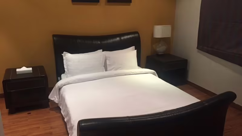 SEALOFT BOUTIQUE CHALETS