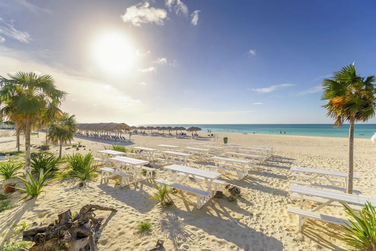 MEMORIES FLAMENCO BEACH RESORT