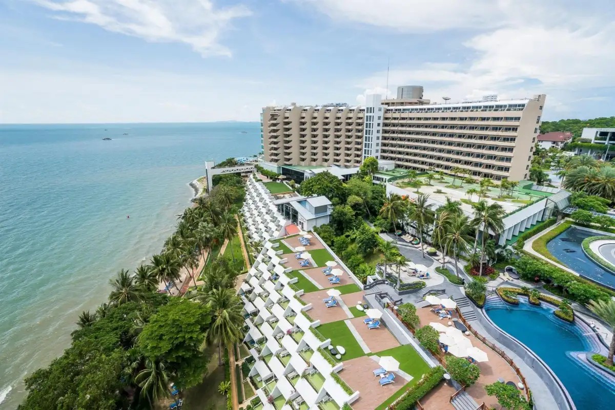 ROYAL CLIFF BEACH TERRACE