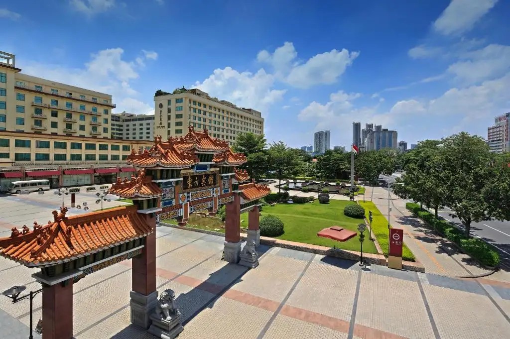 DONG FANG HOTEL GUANGZHOU 