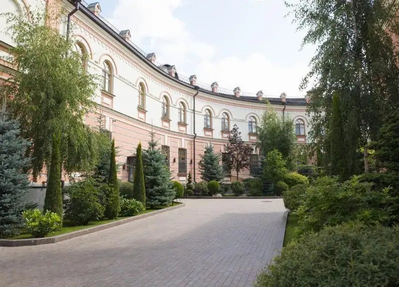ПОКРОВСКАЯ