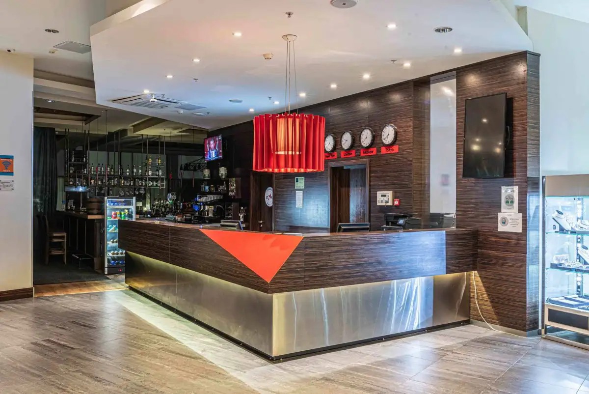 COSMOS YAROSLAVL (EX. PARK INN BY RADISSON)