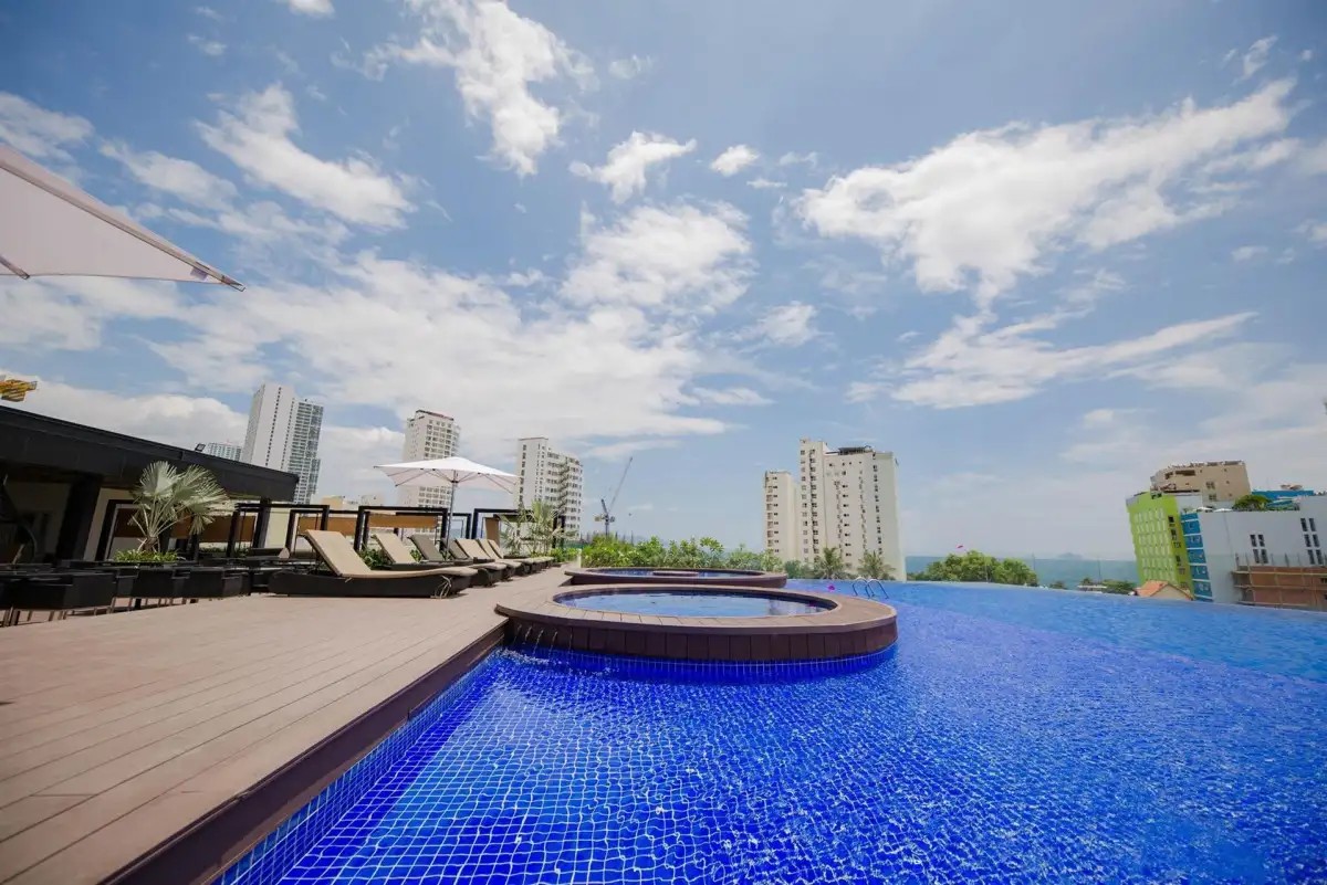 QUINTER CENTRAL NHA TRANG