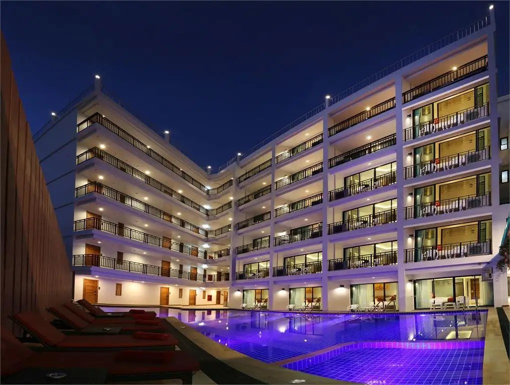 PARIPAS PATONG RESORT