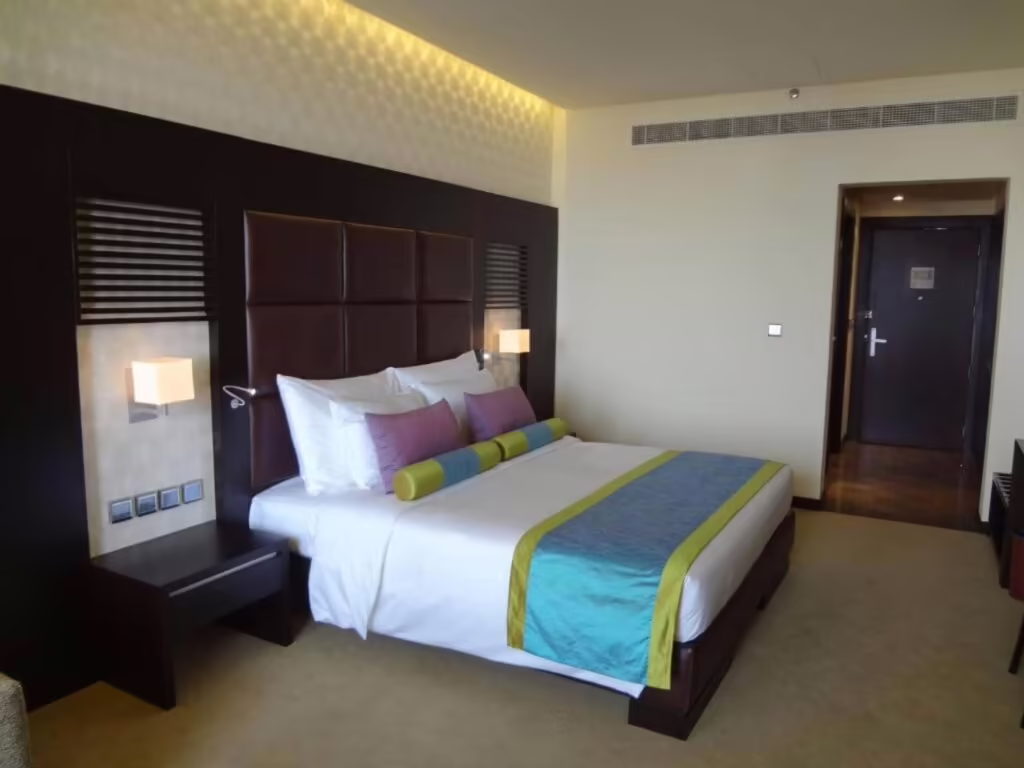 HUES BOUTIQUE HOTEL
