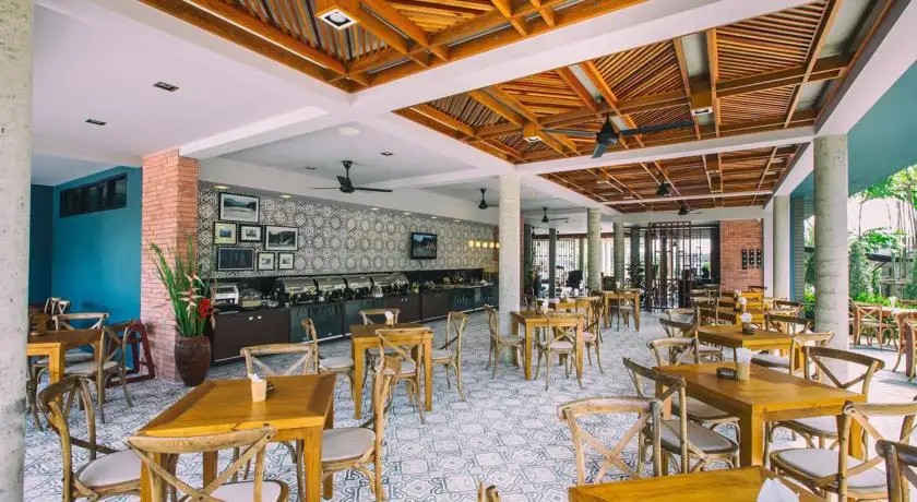THE TAMA HOTEL