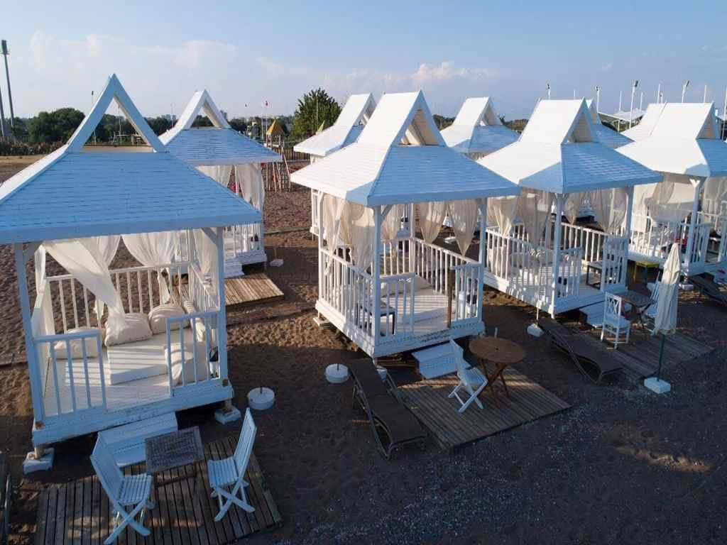 LARA HADRIANUS HOTEL