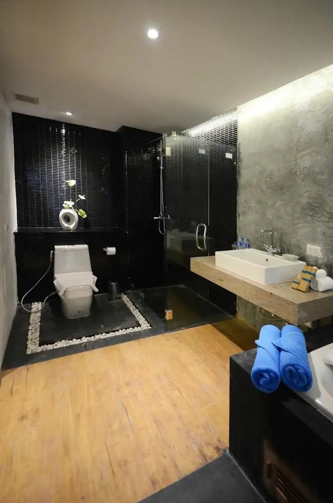 WANABURI HOTEL
