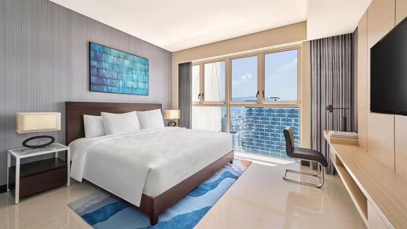 1 king 2 single 2 bedrooms suite city view