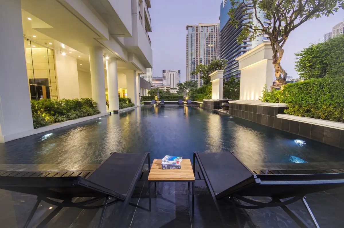 GRANDE CENTRE POINT HOTEL PLOENCHIT